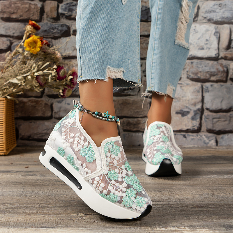 Scarpe basse in pizzo con plat - Running Gear Shoes recensione e prezzo